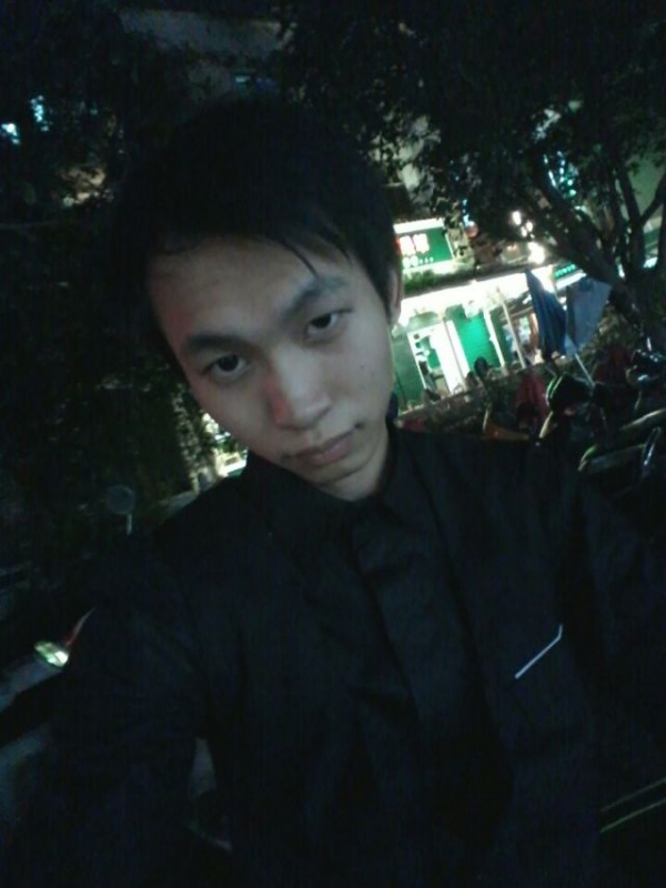 瞬间回眸的第一张照片--广西认干亲服务网