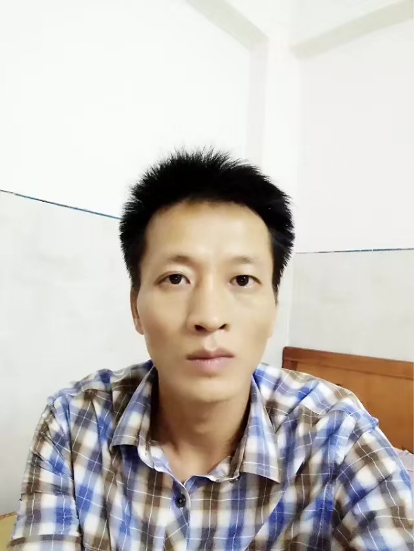 流年未亡的第一张照片--广西认干亲服务网