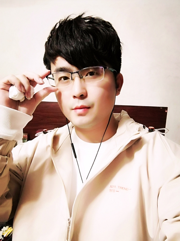 哎呦哥哥的第一张照片--广西认干亲服务网