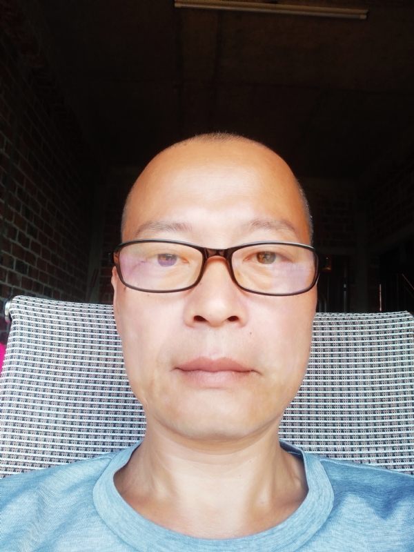 森的第一张照片--广西认干亲服务网