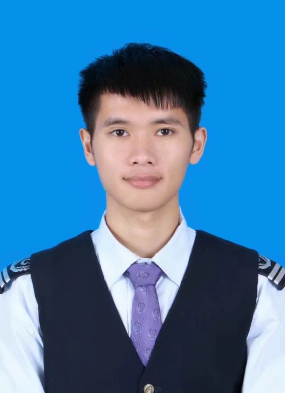 一头奔跑的熊的第一张照片--广西认干亲服务网