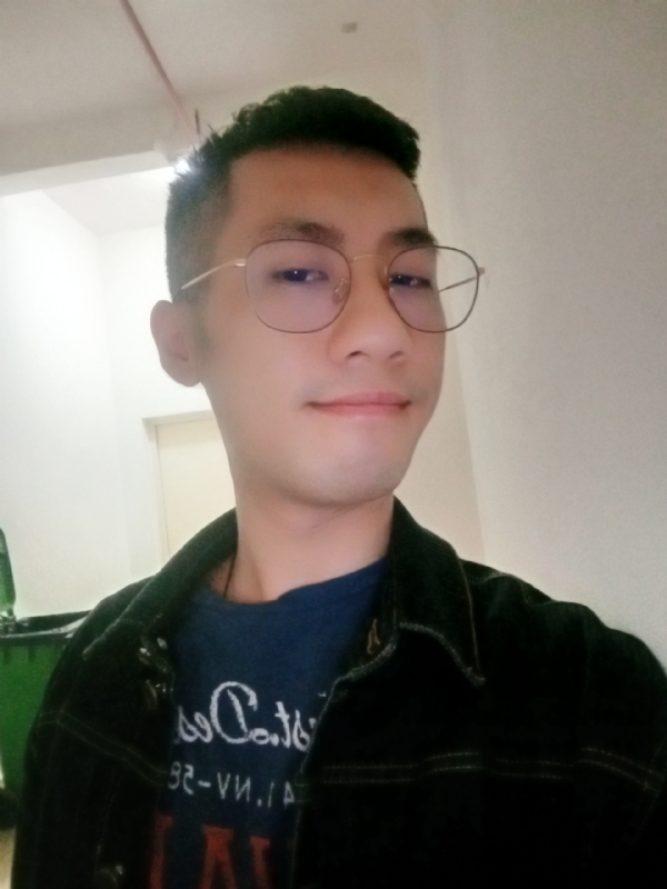 赫兹的第一张照片--广西认干亲服务网