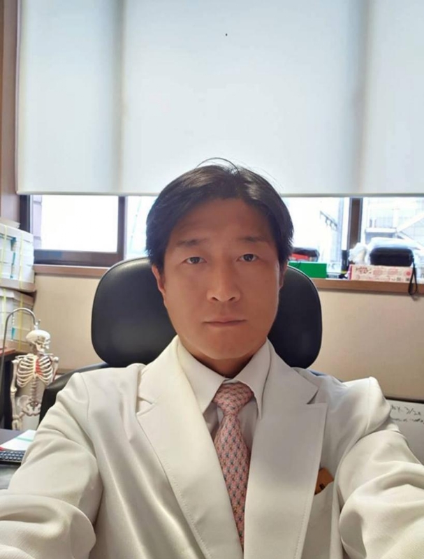 王伟的第一张照片--广西认干亲服务网