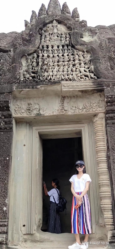 桃花与酒的第一张照片--广西认干亲服务网