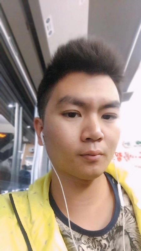 瑞泽的第一张照片--广西认干亲服务网