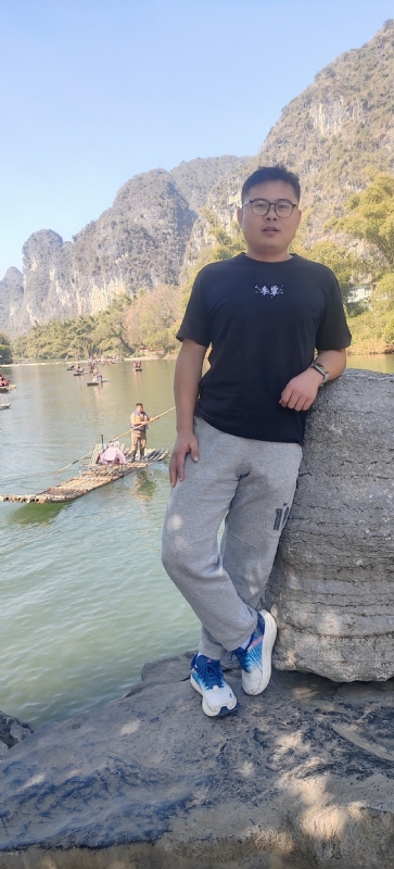 受过伤的狼的第三张照片--广西认干亲服务网