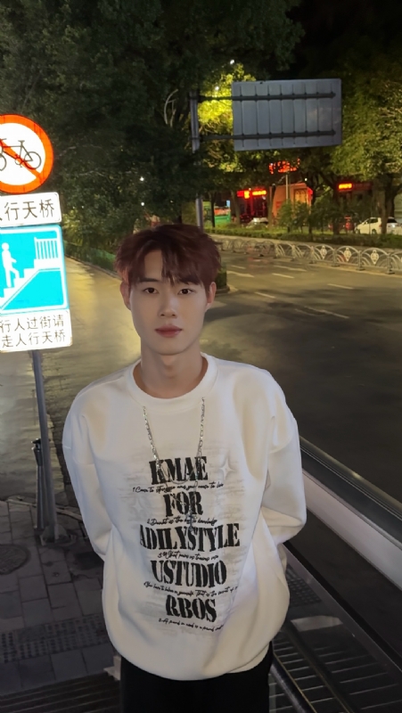 与宇的第一张照片--广西认干亲服务网